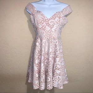 Papaya cream lace over blush dress size M